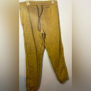 Alphalete sepia caramel men’s joggers with toggle waist size medium